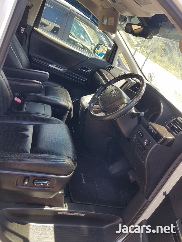 Toyota Vellfire 3,5L 2013-3