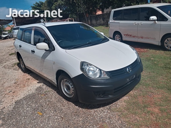 Nissan AD Wagon 1,5L 2016-1