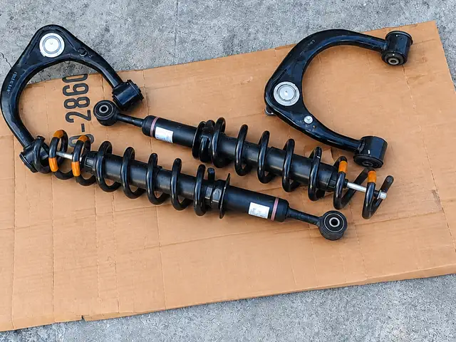 SUSPENSION FOR 2026 TOYOTA HILUX, Kingston