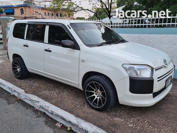 Toyota Probox 1,5L 2016-6