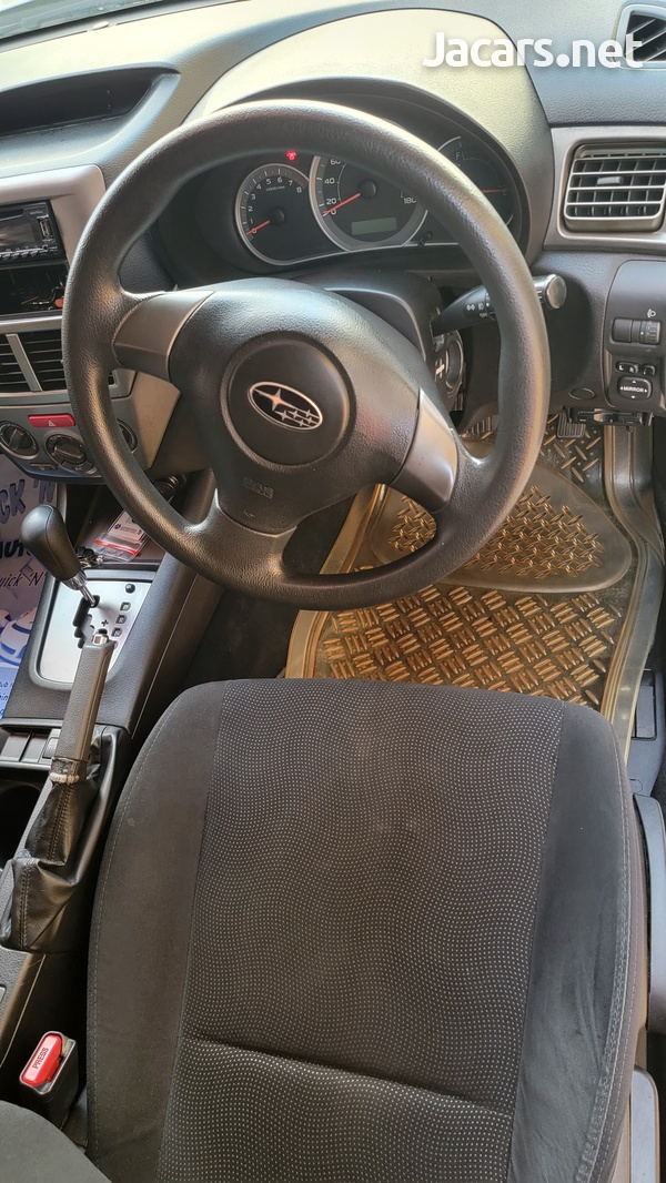 Subaru Impreza 1,5L 2010-7