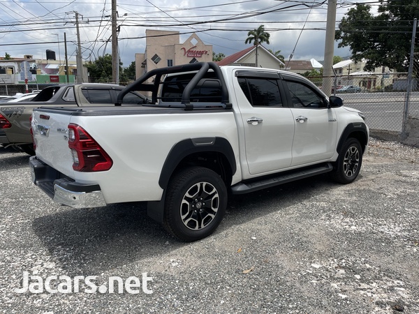 Toyota Hilux 2,8L 2022-5