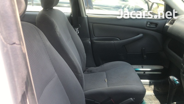 Toyota Probox 1,5L 2013-7