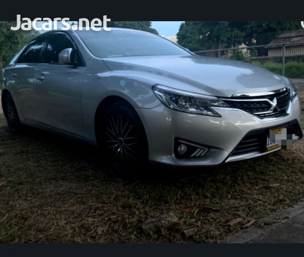 Toyota Mark X 2,5L 2015-2