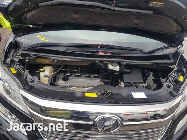 Toyota Vellfire 2,4L 2013-10