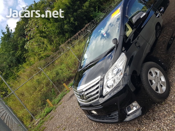 Toyota Alphard 2,4L 2014-4