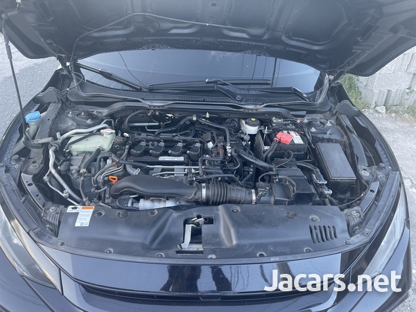 Honda Civic 1,5L 2017-15
