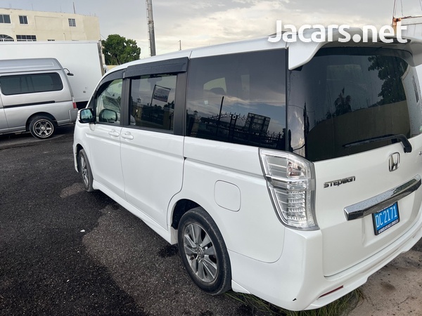 2013 Honda Stepwagon Spada-5
