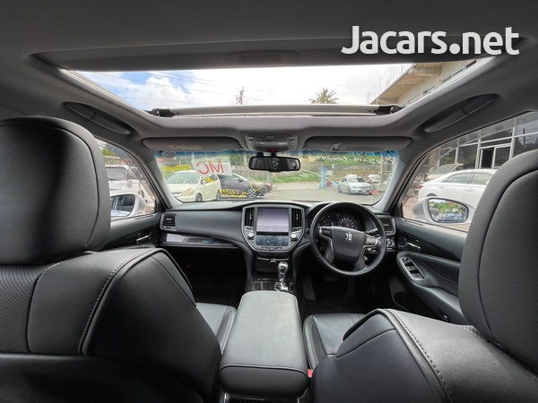 Toyota Crown 3,5L 2013-5