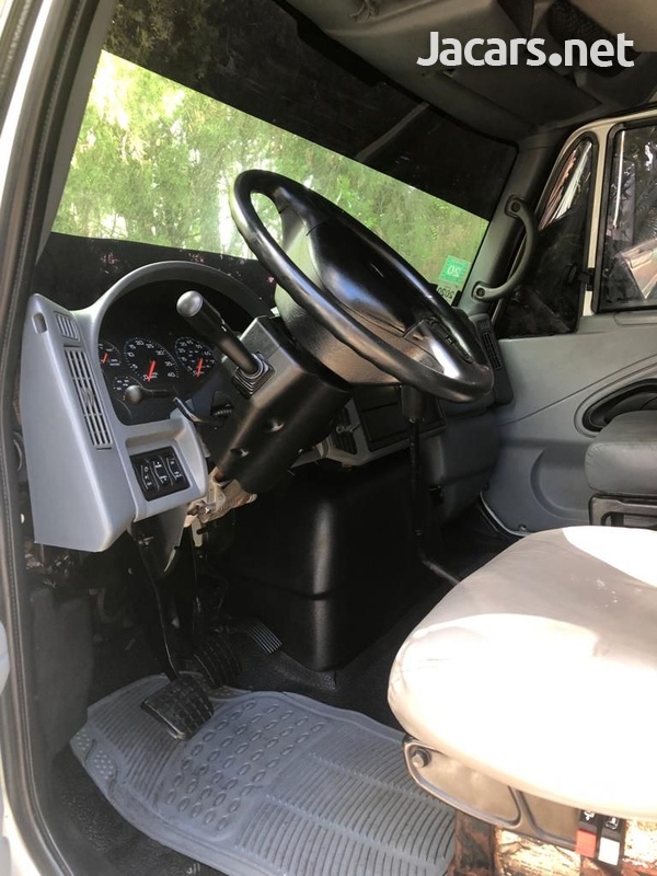2007 International Truck Dt466-6