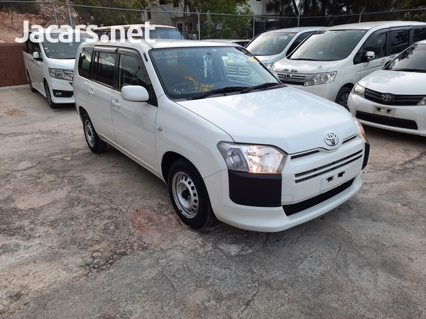 Toyota Probox 1,5L 2017-1