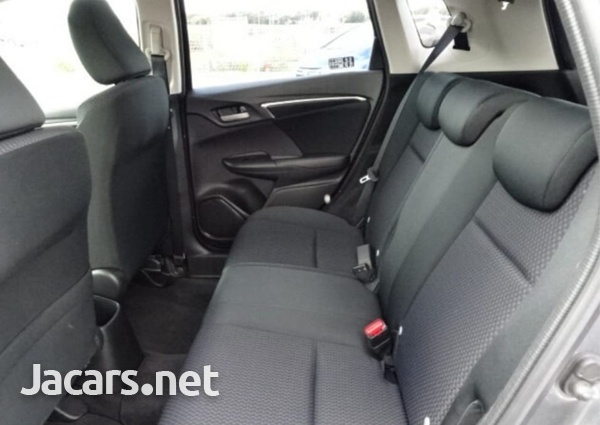 Honda Fit 1,3L 2019-10