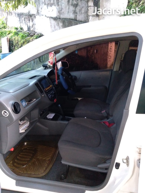 Nissan AD Wagon 1,5L 2012-5