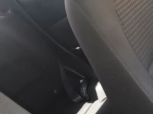 Mazda Demio 1,3L 2017, Kingston - 10