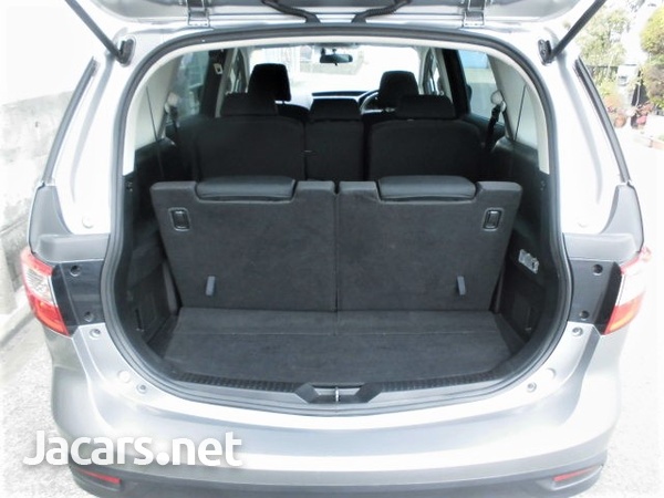 Mazda Premacy 2,0L 2017-7