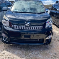 Toyota Voxy 2,0L 2013 Toyota Voxy 2,0L 2013
