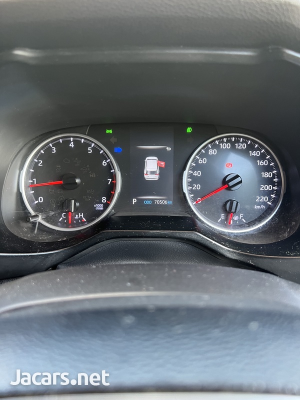 Toyota RAV4 2,0L 2020-7