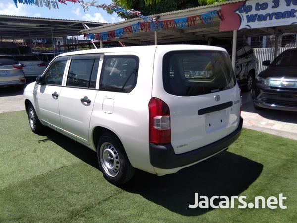 Toyota Probox 1,5L 2016-2