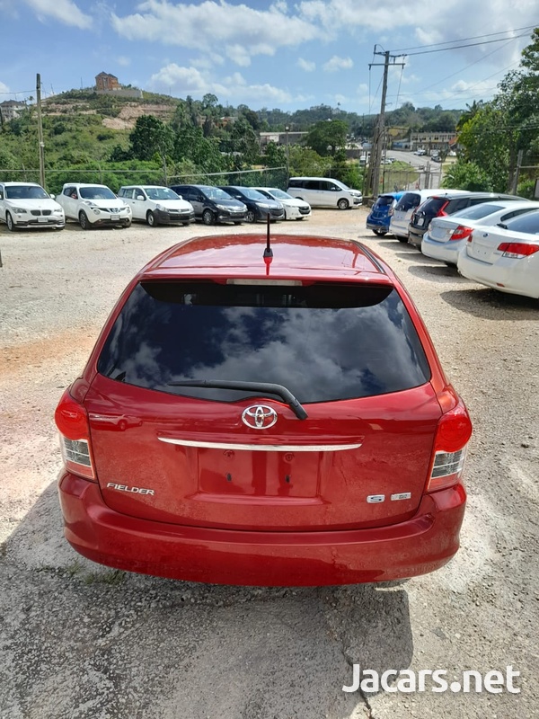 Toyota Fielder 1,8L 2010-2
