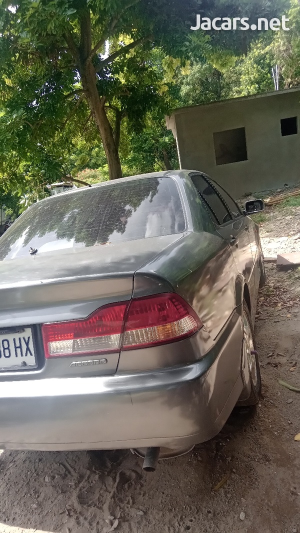 Honda Accord 1,8L 2000-6