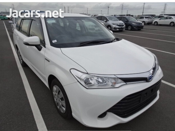 Toyota Fielder 1,6L 2016-4