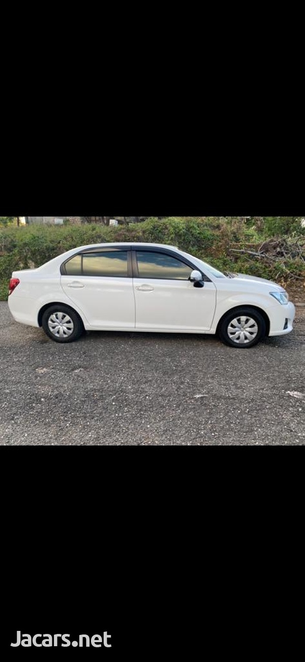 Toyota Axio 1,5L 2015-5