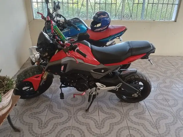 2018 Red Supra Mini 125cc, Clarendon