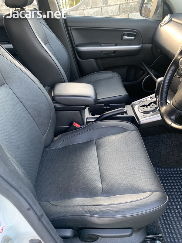 Suzuki Grand Vitara 3,5L 2019-5