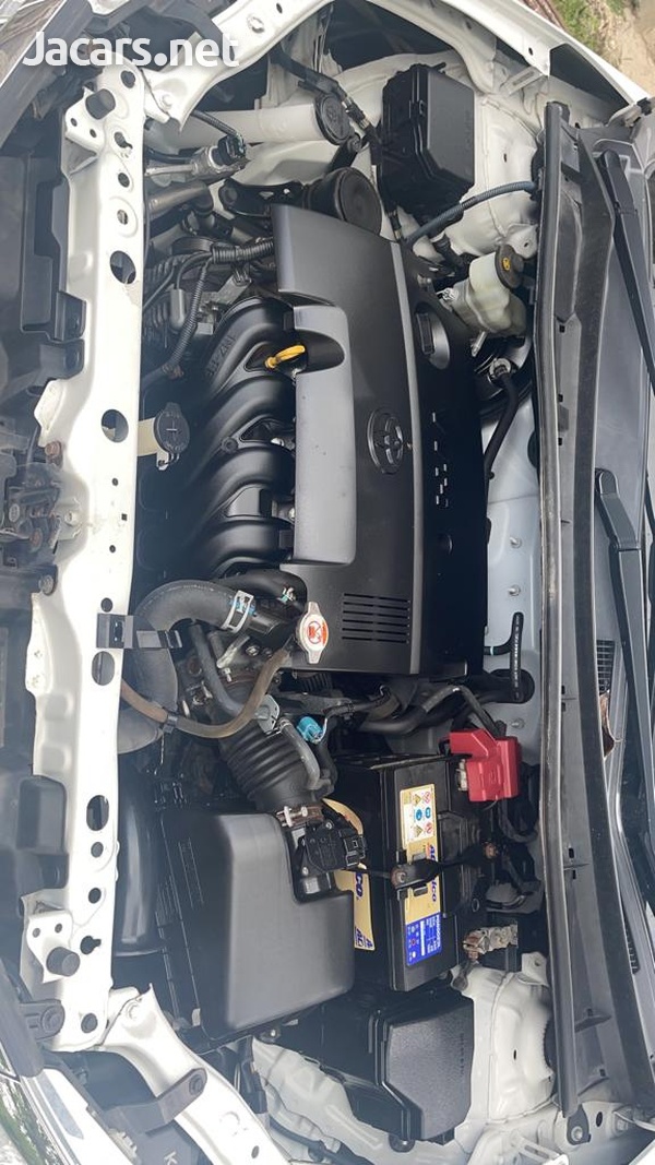 Toyota Axio 1,4L 2016-10