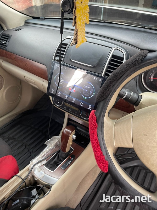 Nissan Bluebird 2,0L 2012-7