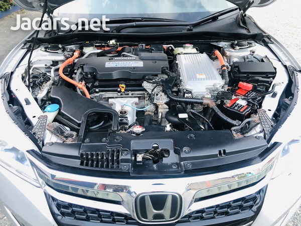 Honda Accord 2,0L 2013-8