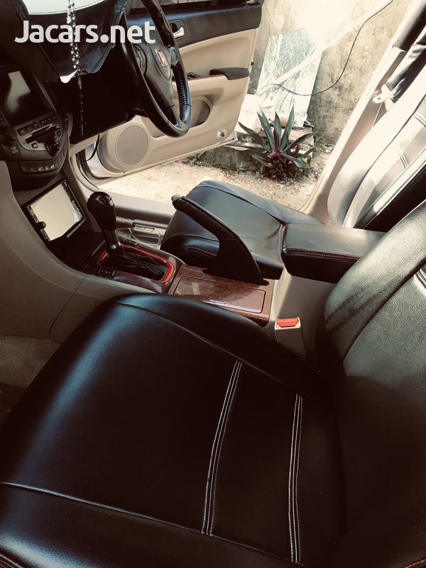 Honda Accord 2,4L 2008-3