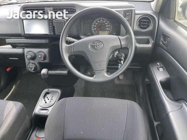 Toyota Probox 1,5L 2017-2