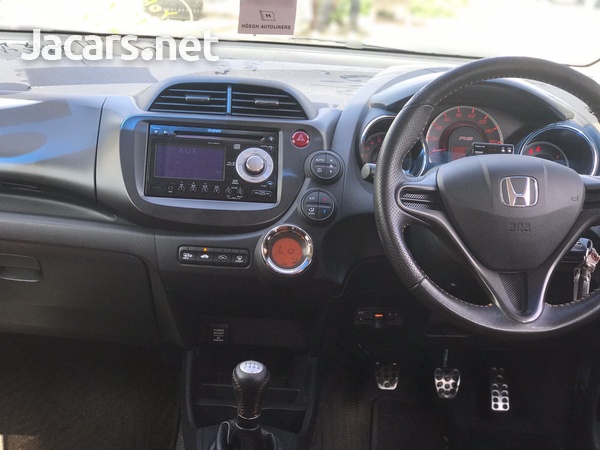 Honda Fit 1,5L 2013-6