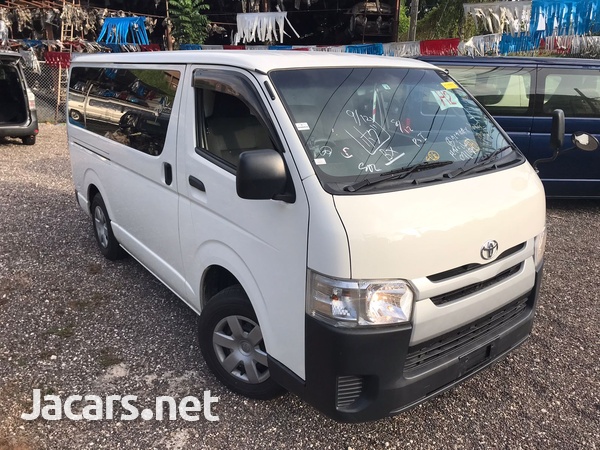 Toyota Hiace 3,0L 2016-1