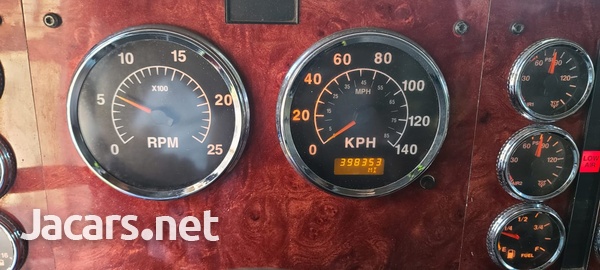 2005 International Paystar 5600-9