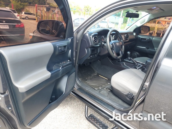 Toyota Tacoma 3,0L 2016-10