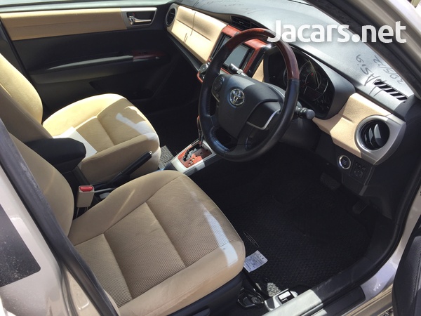 Toyota Axio 1,5L 2013-3