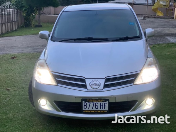Nissan Tiida 1,5L 2012-3