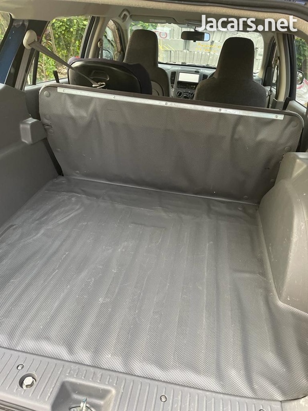 Nissan AD Wagon 1,5L 2016-10