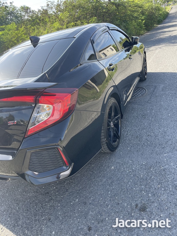 Honda Civic 1,5L 2017-3