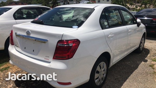Toyota Axio 1,5L 2017-5