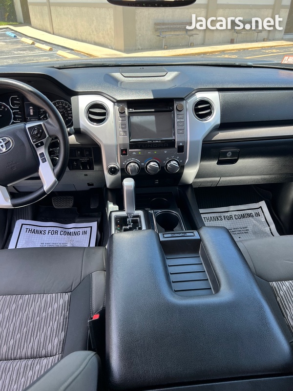 Toyota Tundra 5,7L 2018-5