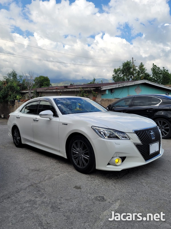 Toyota Crown 3,0L 2014-2