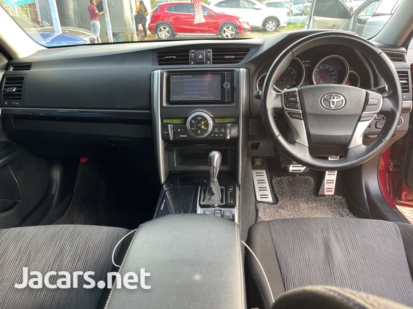 Toyota Mark X 2,5L 2012-9