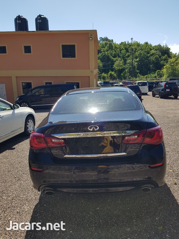 Nissan Fuga 2,5L 2016-6