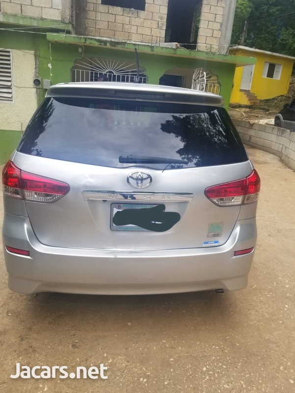 Toyota Wish 1,8L 2011