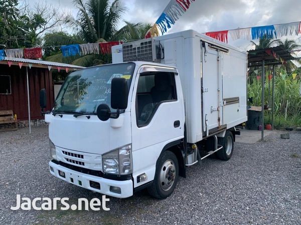 2016 Isuzu Elf truck-5