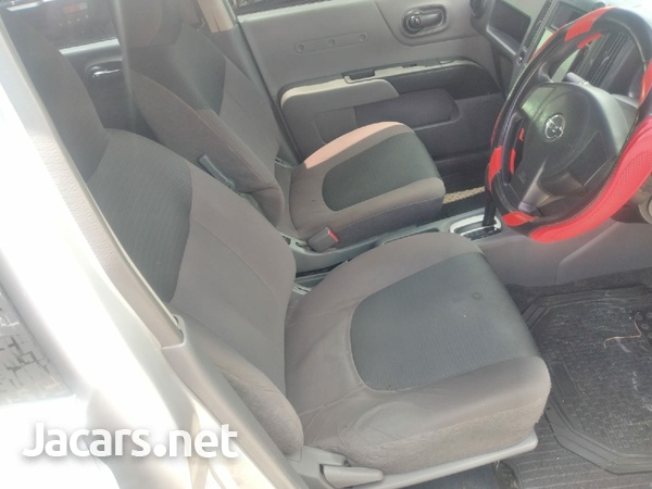 Nissan AD Wagon 1,5L 2015-5