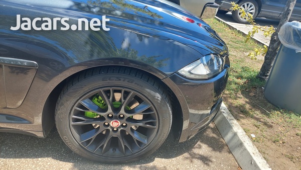 Jaguar XF 2,2L 2014-6